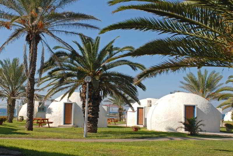 Shaar Hagolan Kibbutz Country Lodging Exterior photo