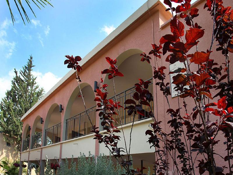 Shaar Hagolan Kibbutz Country Lodging Exterior photo